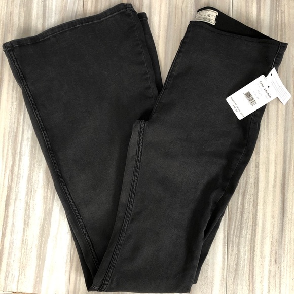 Free People Denim - *NWT* Free People wide leg stretch Jeans size 28